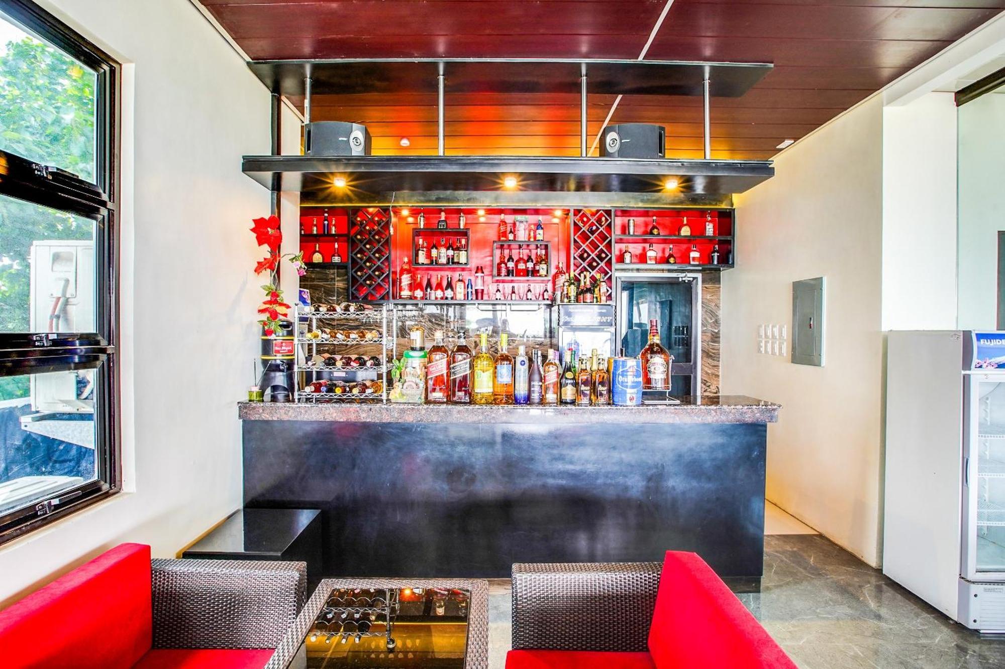 Oyo 489 Casa Mia Hotel Suites General Santos City Екстериор снимка