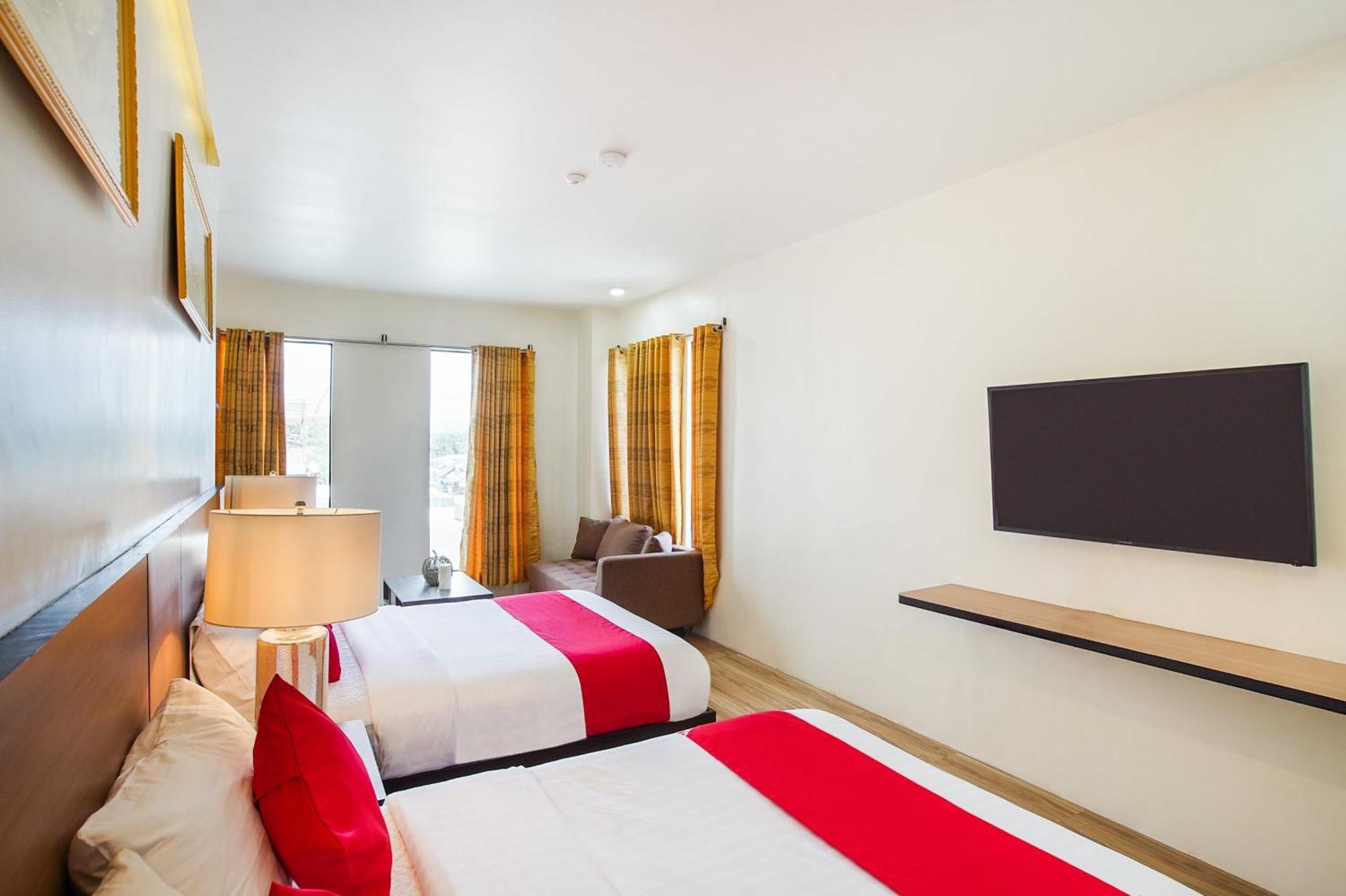 Oyo 489 Casa Mia Hotel Suites General Santos City Екстериор снимка