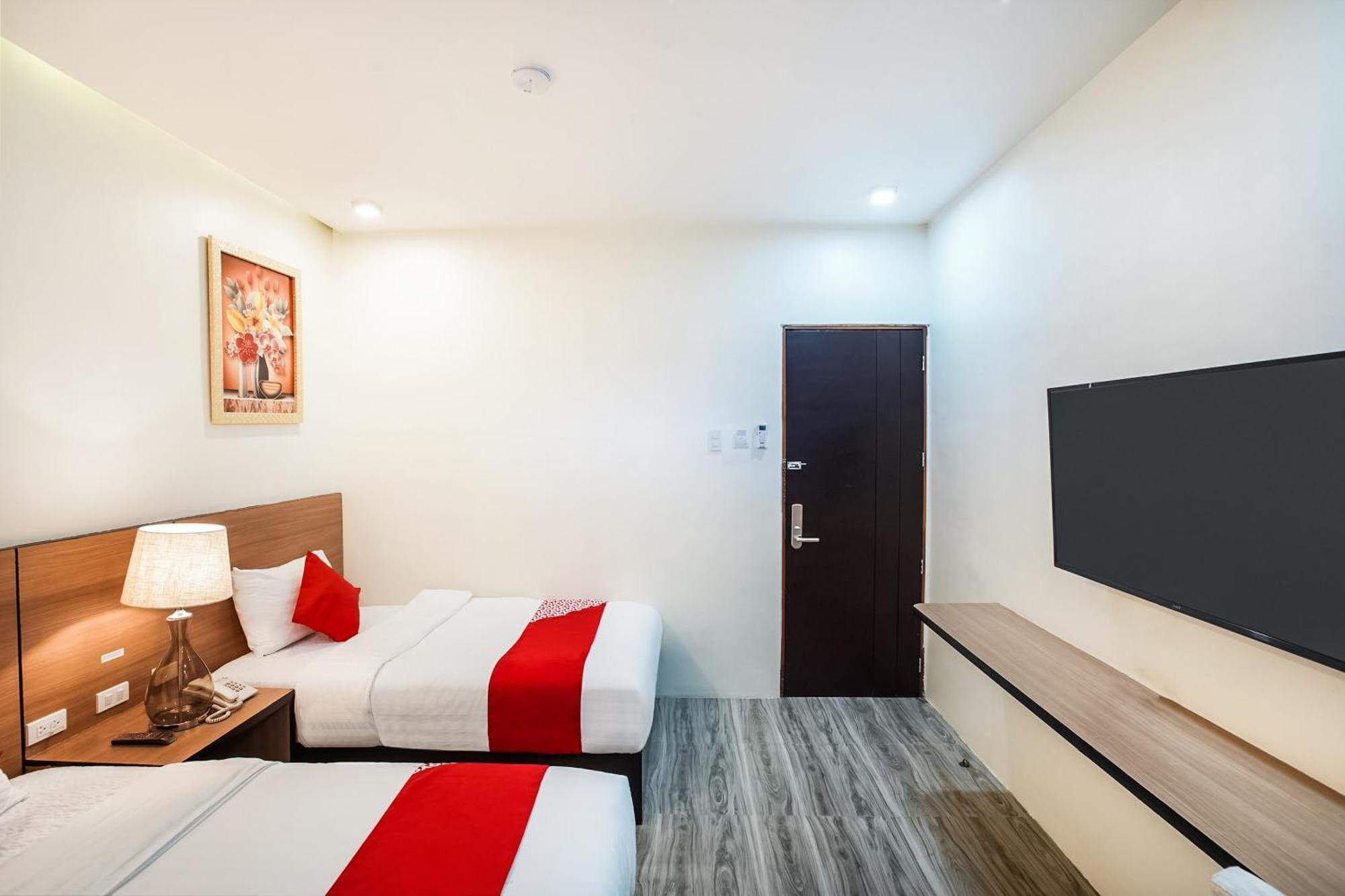 Oyo 489 Casa Mia Hotel Suites General Santos City Екстериор снимка