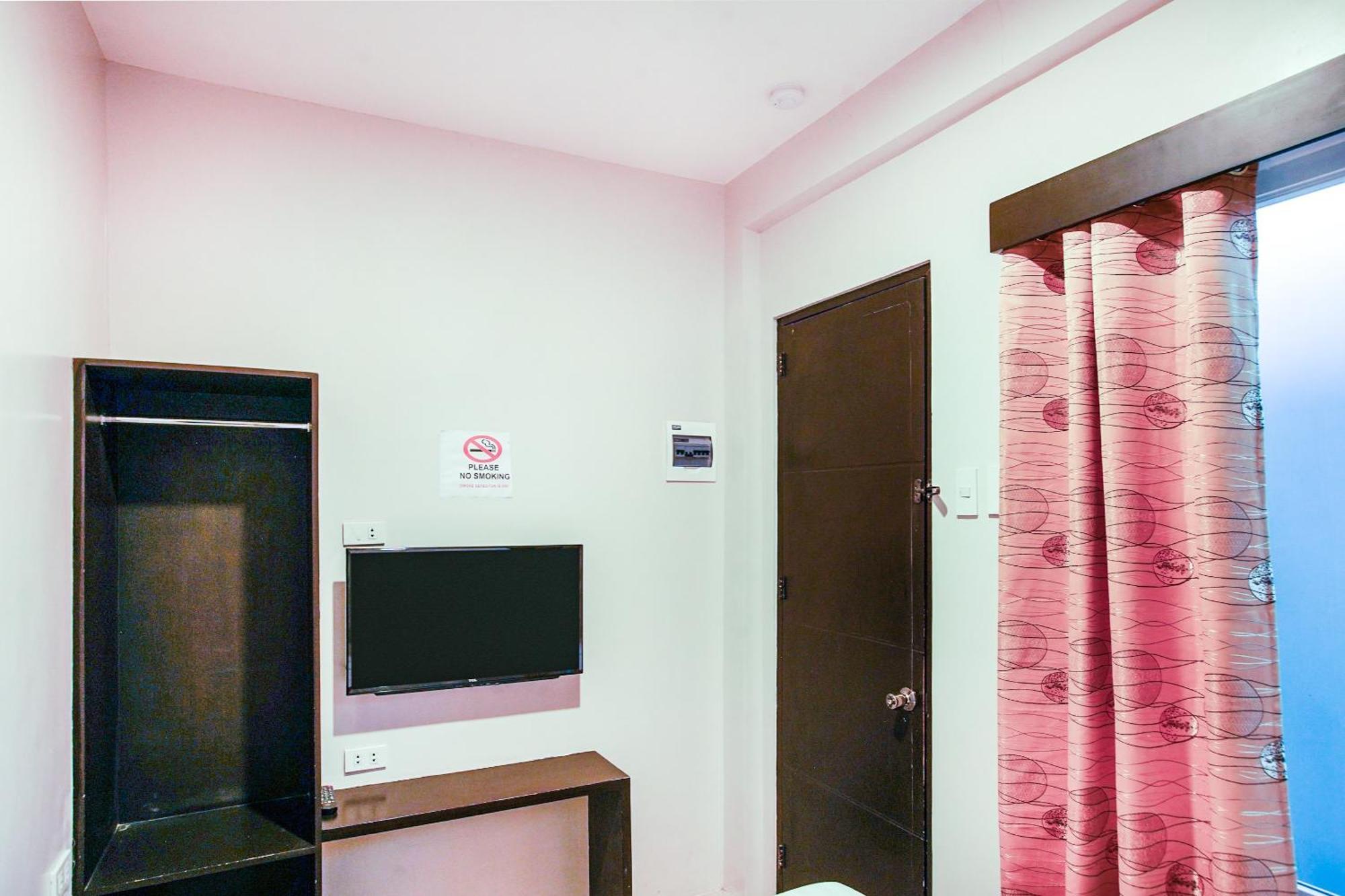 Oyo 489 Casa Mia Hotel Suites General Santos City Екстериор снимка