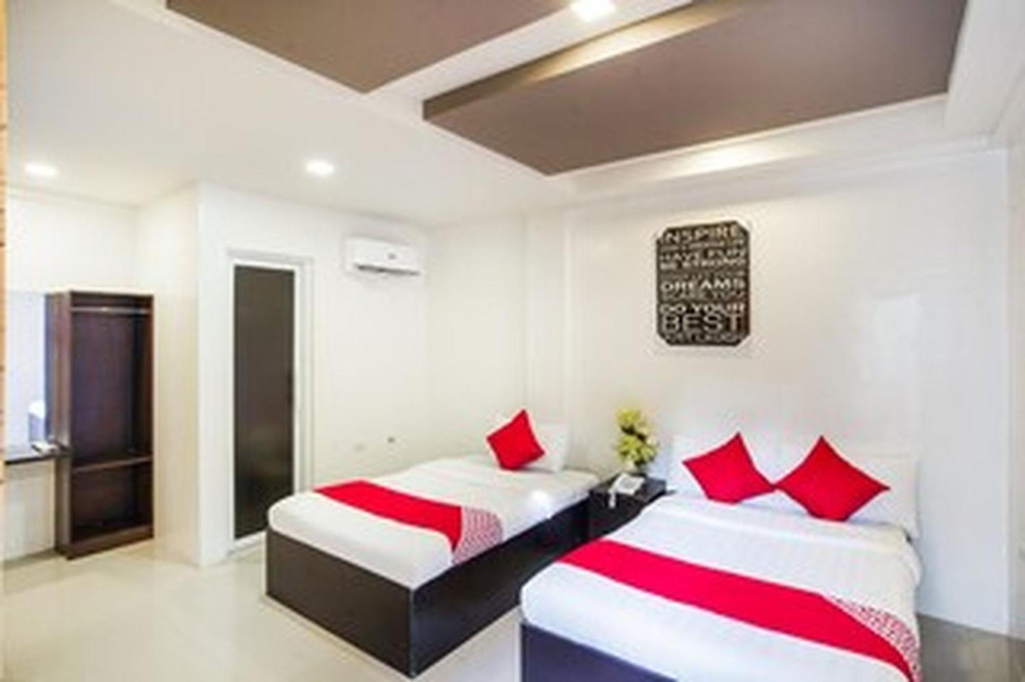 Oyo 489 Casa Mia Hotel Suites General Santos City Екстериор снимка